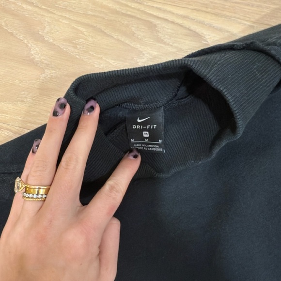 Nike Black Dri-FIT Top - Picture 3 of 5